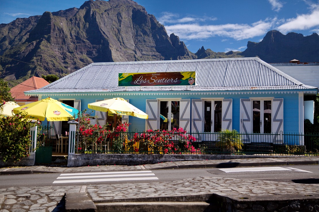 La Réunion - Gelegen im Indischen Ozean zwischen Mauritius und Madagascar. Ein kleiner Fleck Europa mit Vulkanen, Traumstränden und einer atemberaubenden Natur.…